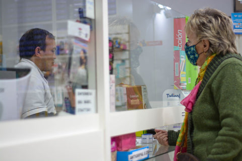CBD en farmacias: qué venden Similares y Del Ahorro
